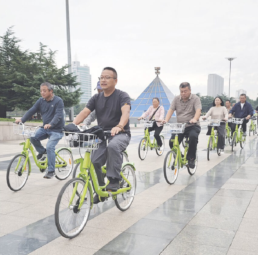 一場騎行一路景倡導綠色出行