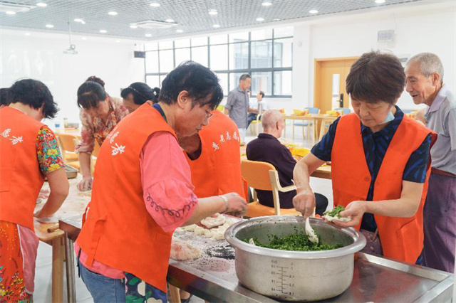 傳承美德真情貴 孝老服務慰夕陽
