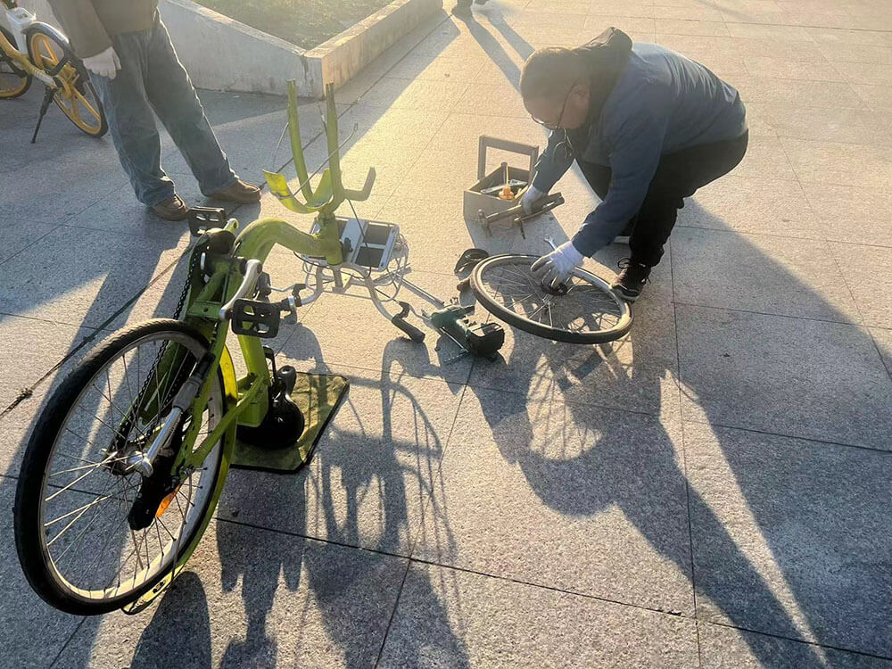 蘇州：給全市6萬5千輛“小綠車”做保養